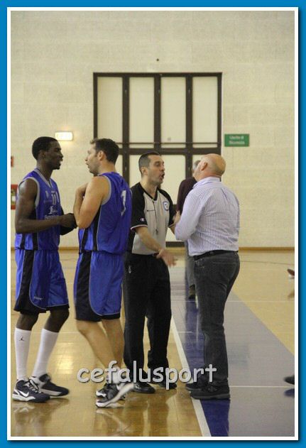 121223 Aquila 436_tn.jpg